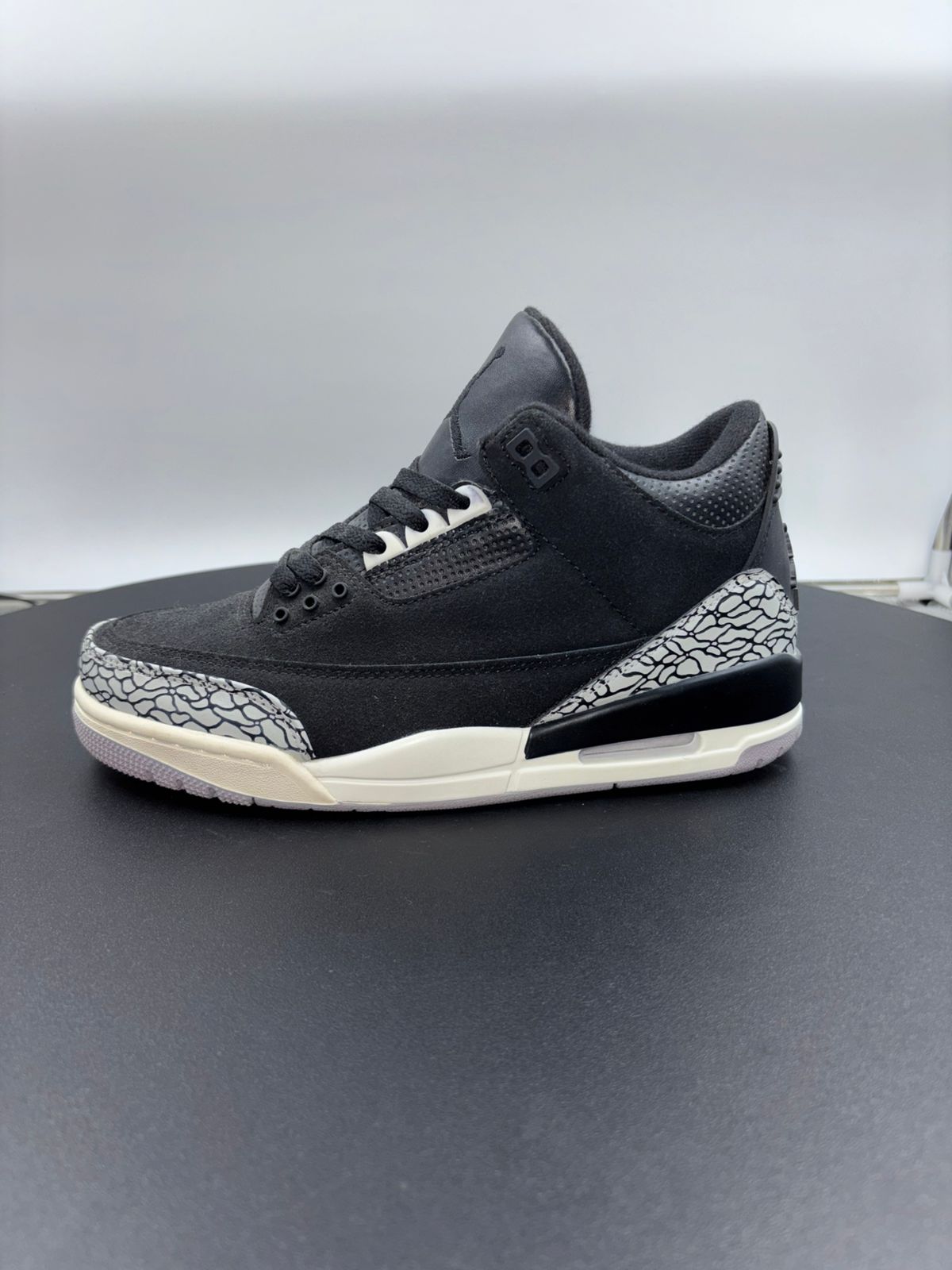 Air Jordan 3 Black Cement